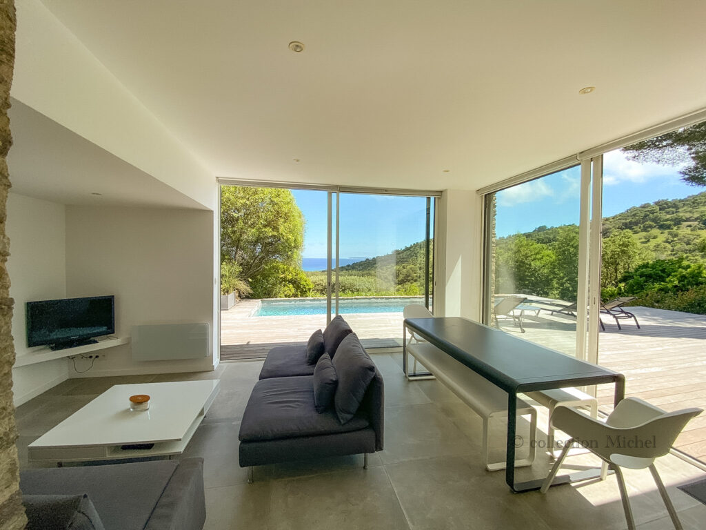 solon moderne villa mediterlanée gaou