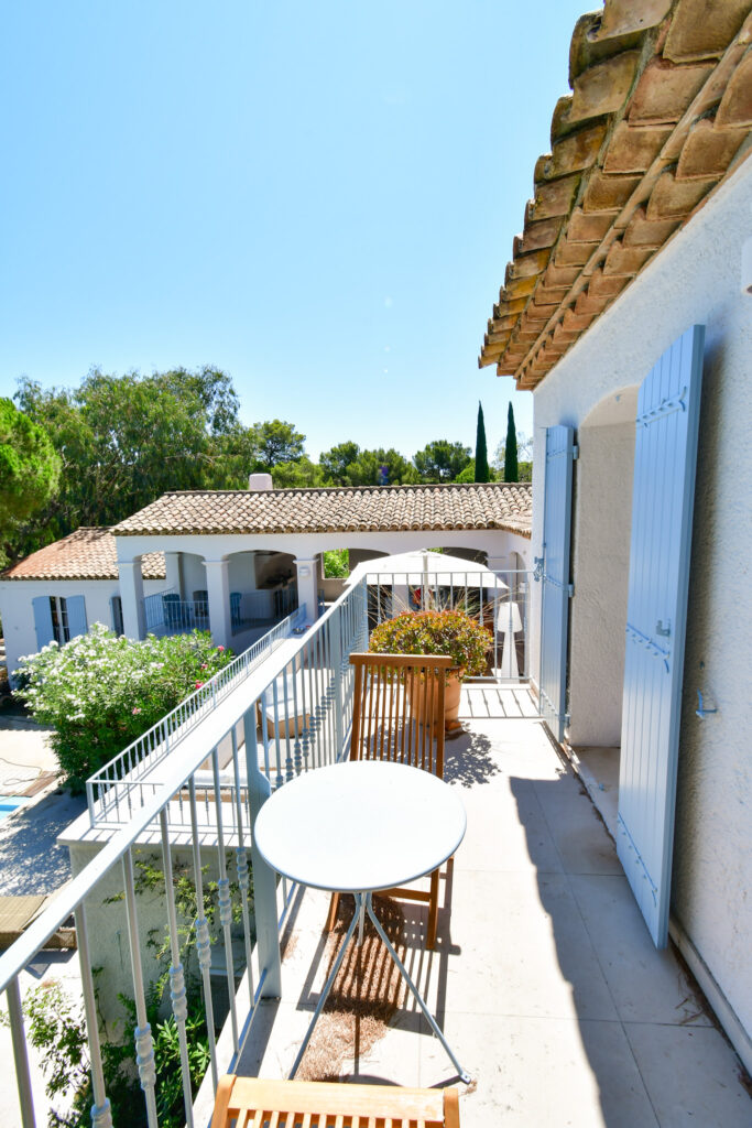 Location villa au Cap Bénat VILLA BLEUE