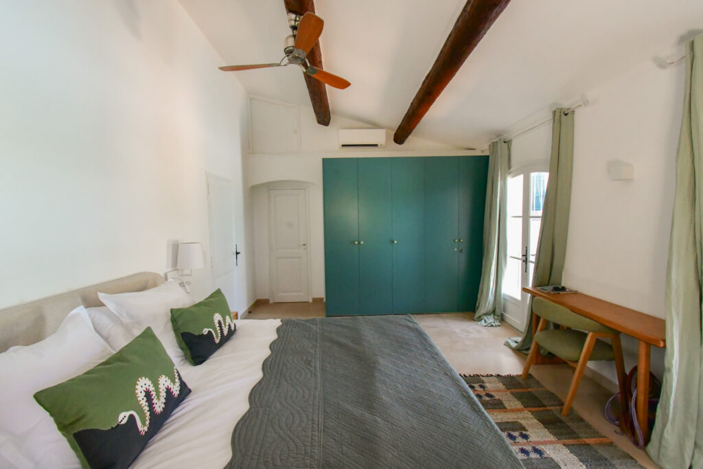 Location villa au Cap Bénat VILLA BLEUE