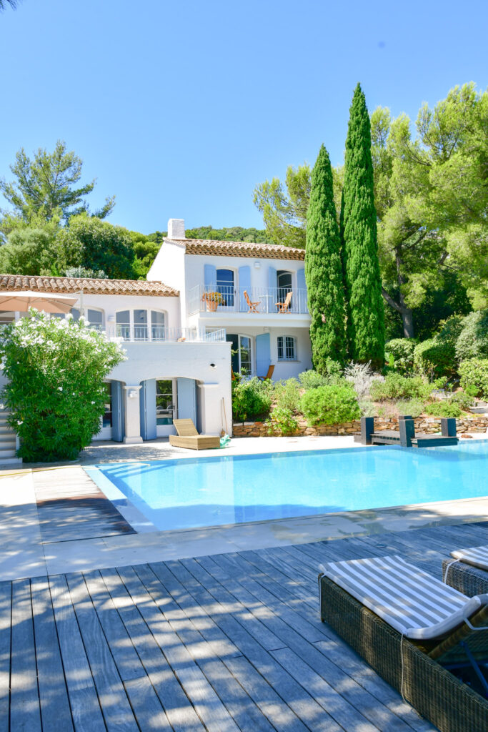 Location villa au Cap Bénat VILLA BLEUE