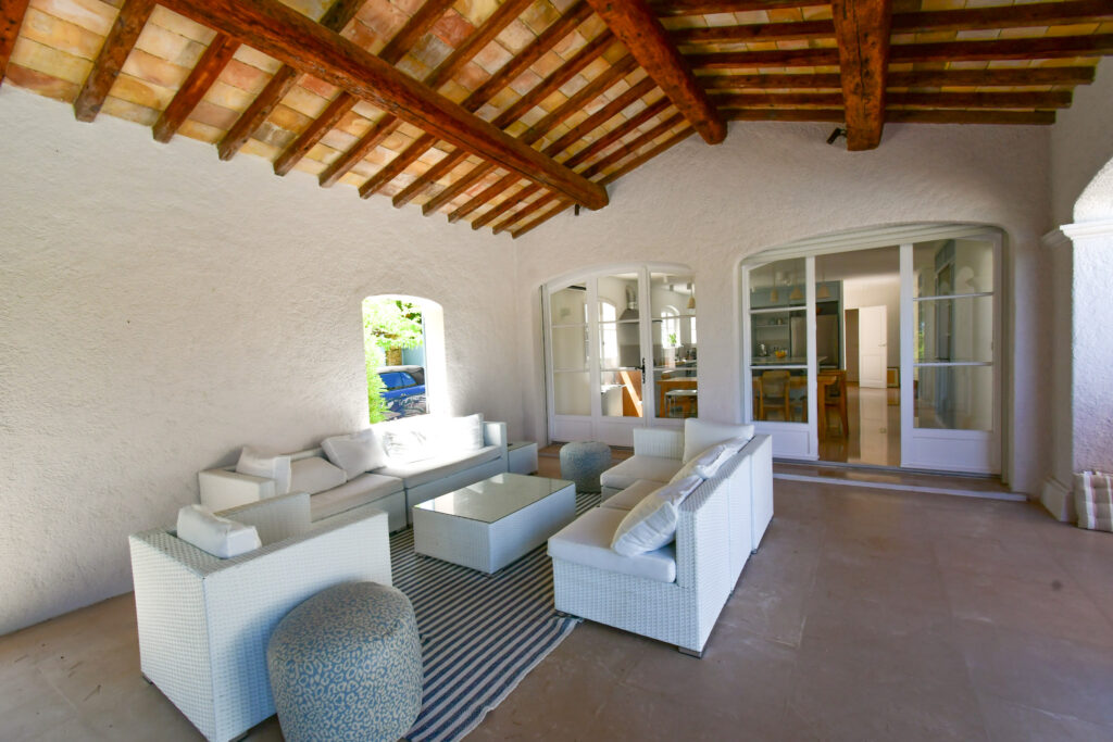 Location villa au Cap Bénat VILLA BLEUE