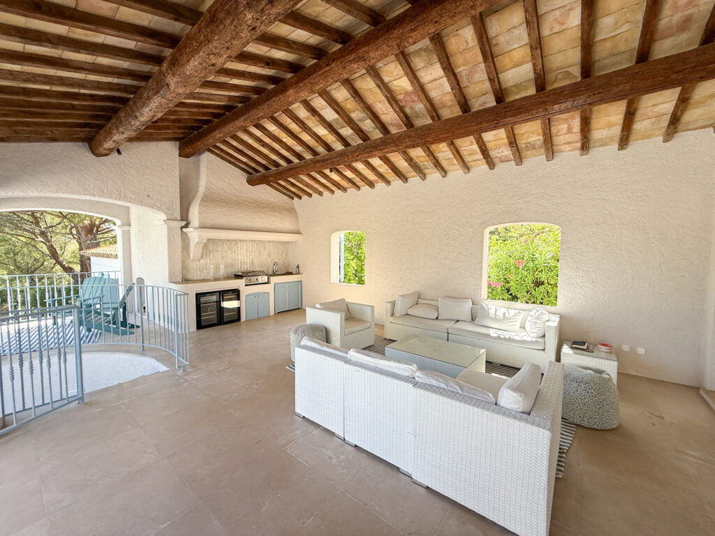 Location villa au Cap Bénat VILLA BLEUE