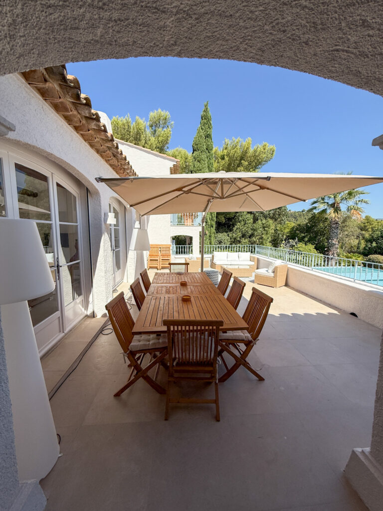 Location villa au Cap Bénat VILLA BLEUE