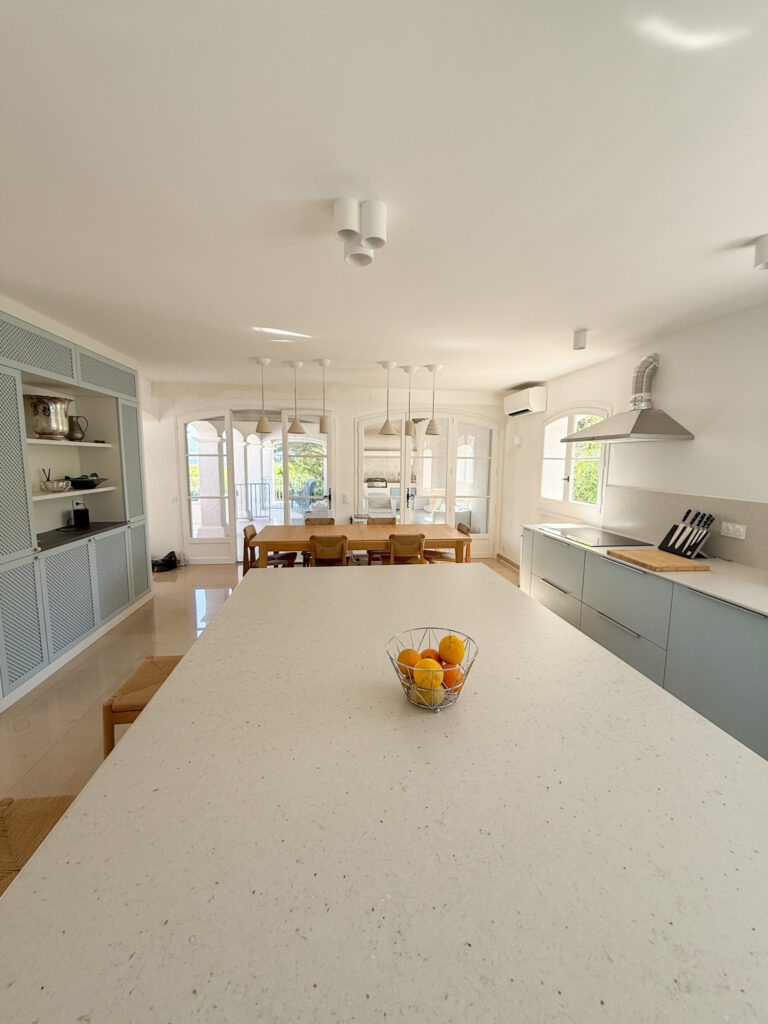 Location villa au Cap Bénat VILLA BLEUE