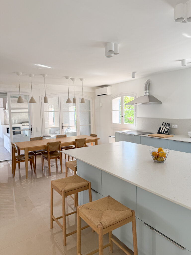 Location villa au Cap Bénat VILLA BLEUE