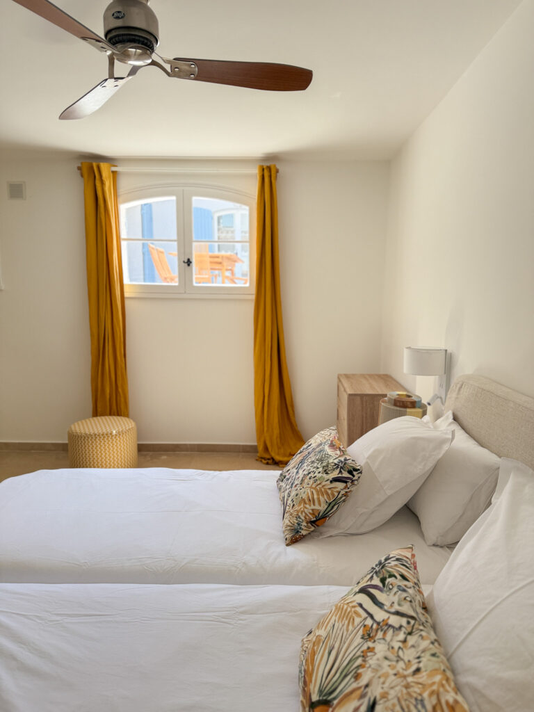 Location villa au Cap Bénat VILLA BLEUE