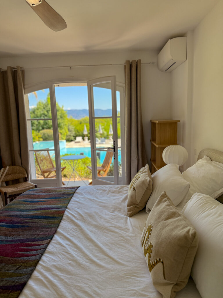 Location villa au Cap Bénat VILLA BLEUE