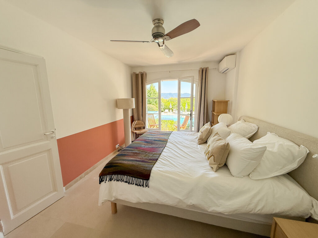 Location villa au Cap Bénat VILLA BLEUE