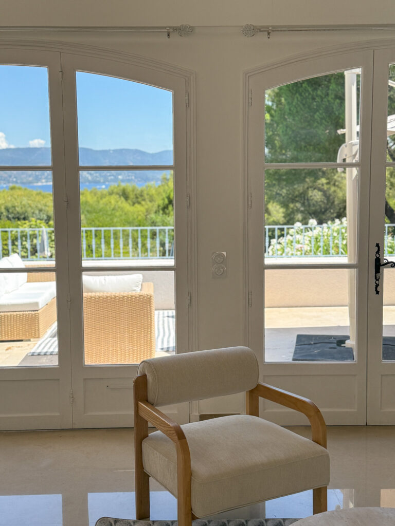 Location villa au Cap Bénat VILLA BLEUE