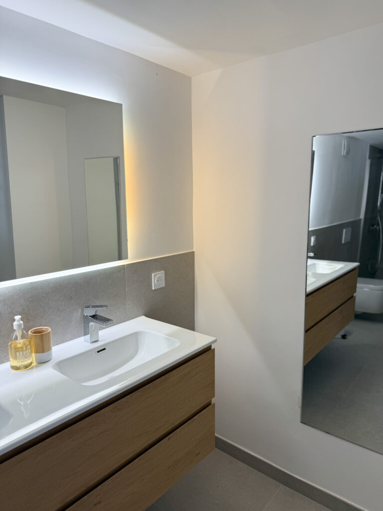 Location villa au Cap Bénat VILLA BLEUE